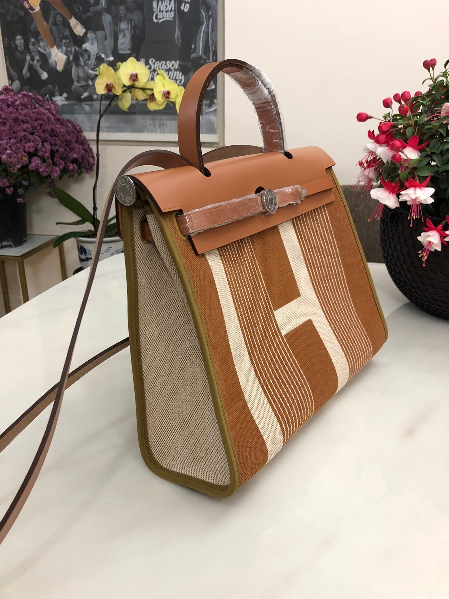 Luxe Touch- Fashion New Arrival Bag - HMS - 117