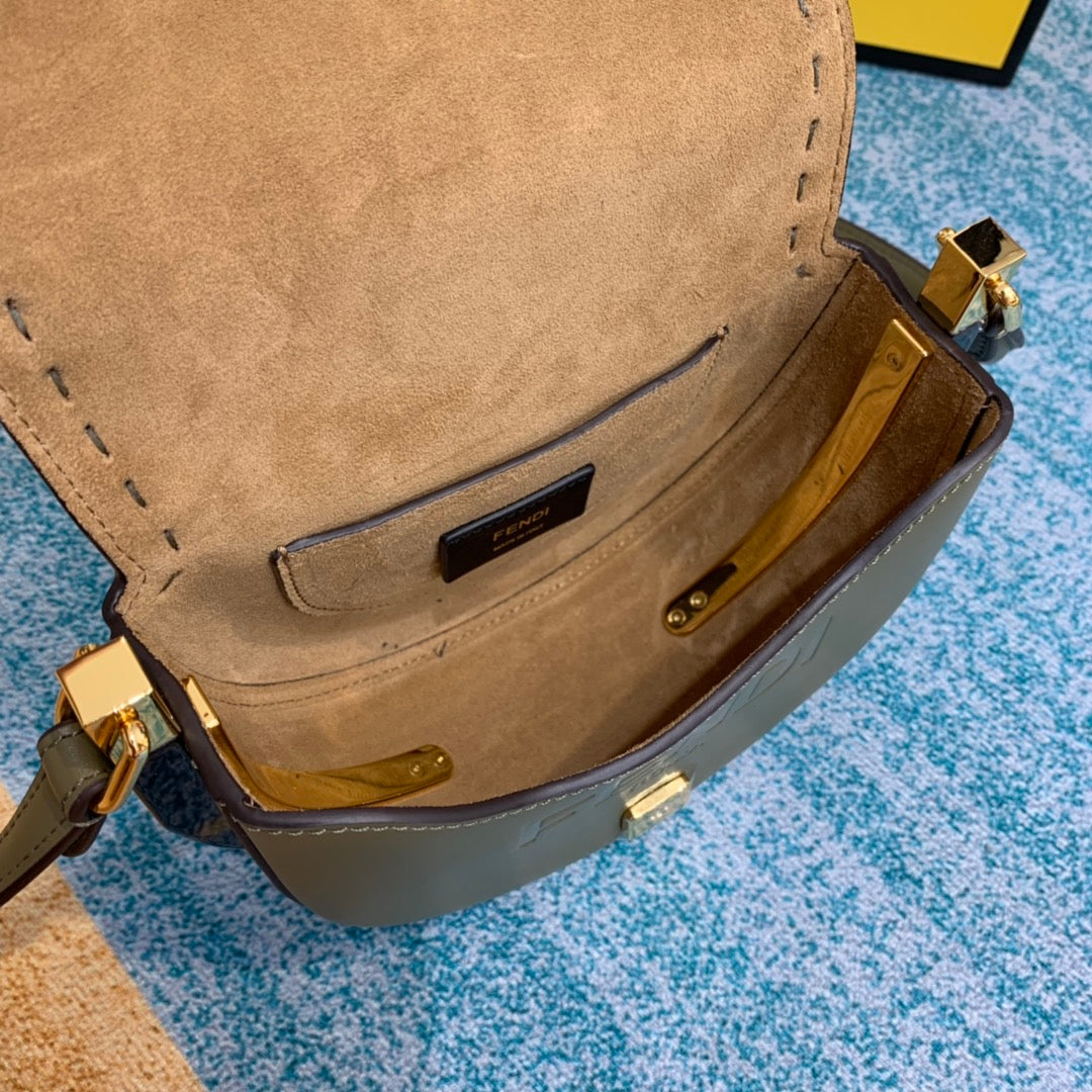 Luxe Touch Bags -  Bag - FED - 421