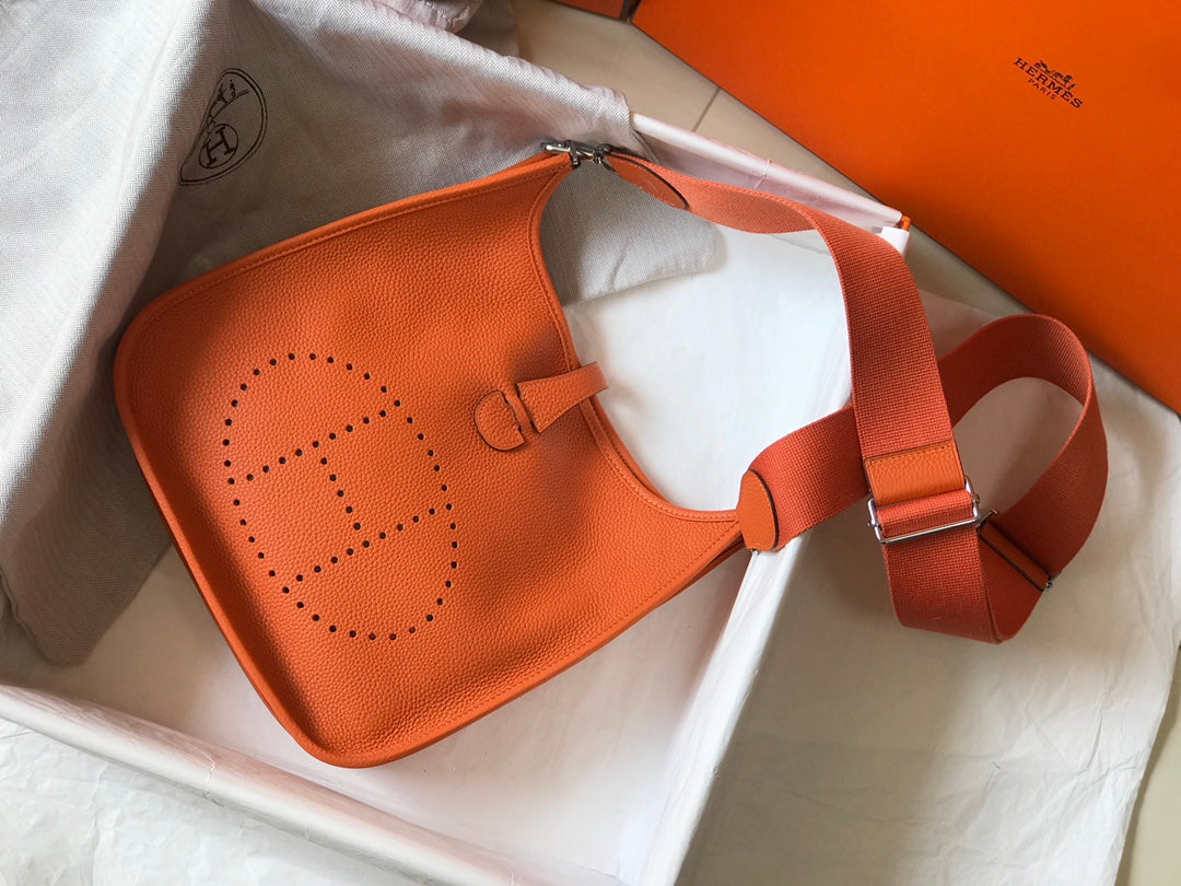 Luxe Touch- Fashion New Arrival Bag - HMS - 017