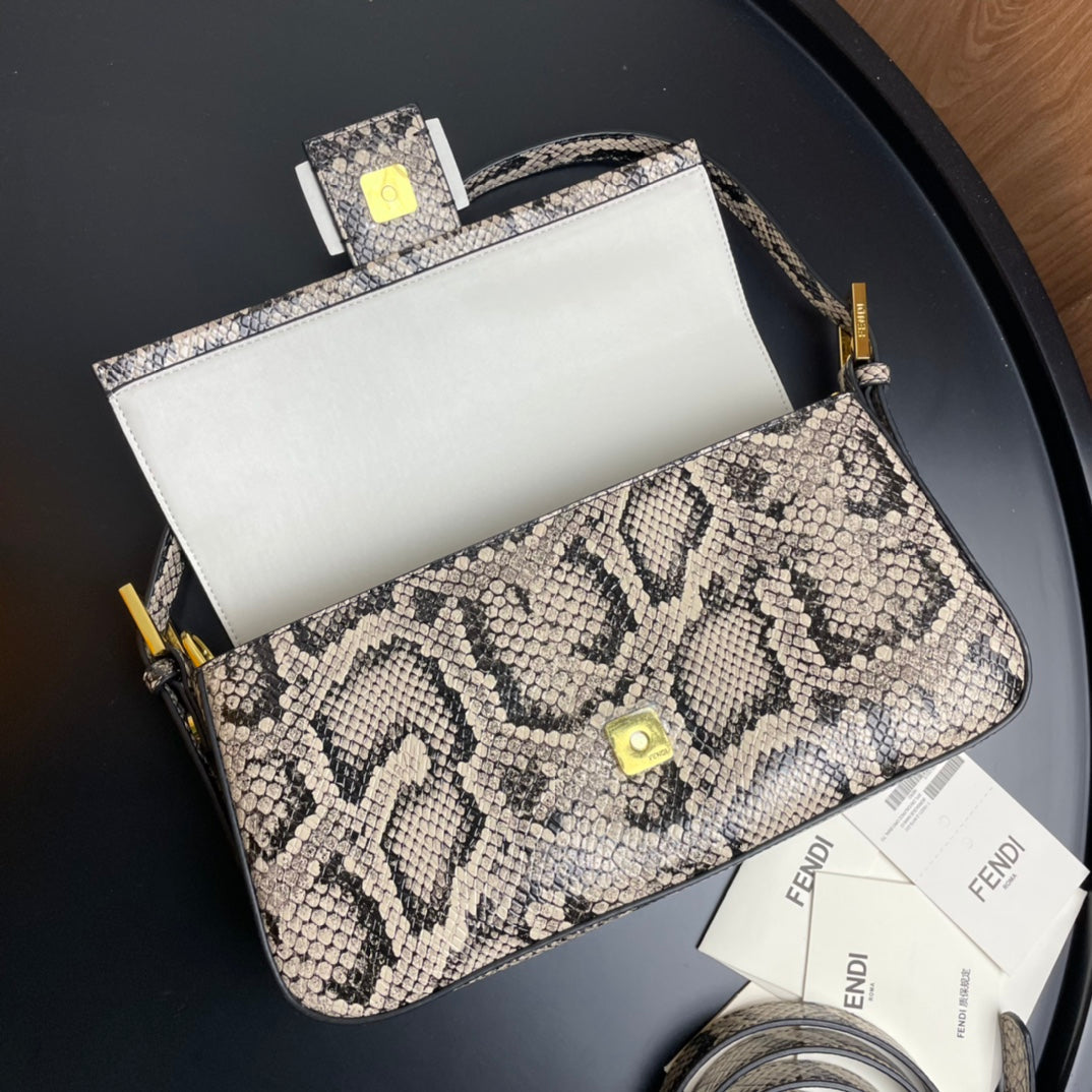 Luxe Touch -  Bag - FED - 008