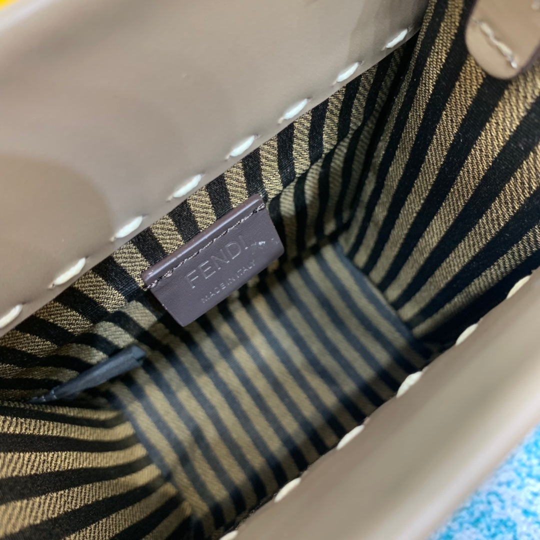 Luxe Touch -  Bag - FED - 358