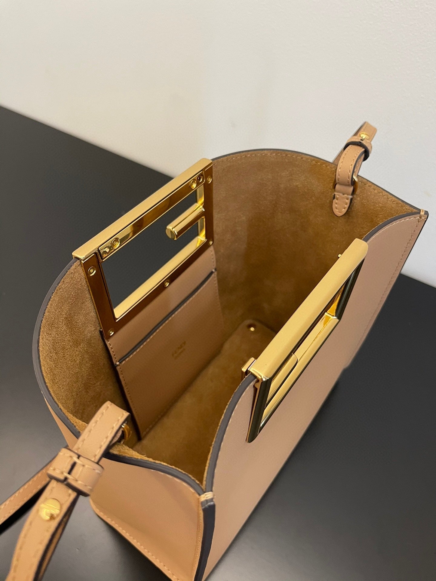 Luxe Touch -  Bag - FED - 350