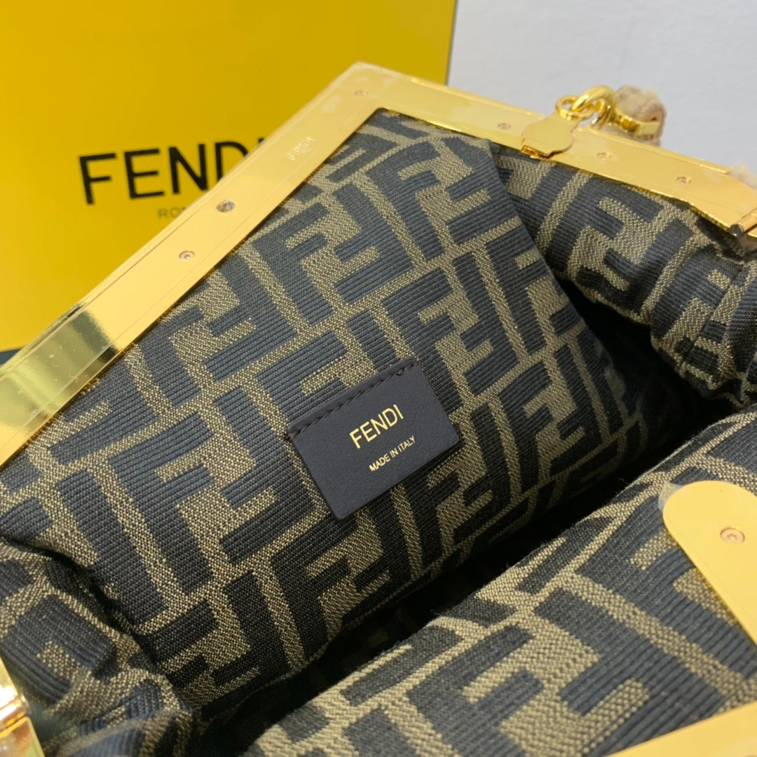 Luxe Touch -  Bag - FED - 326