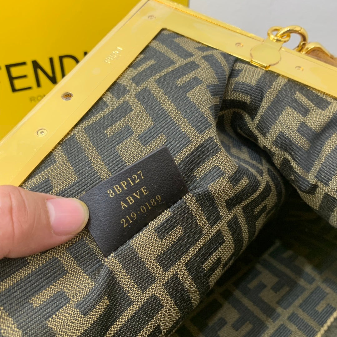 Luxe Touch -  Bag - FED - 324