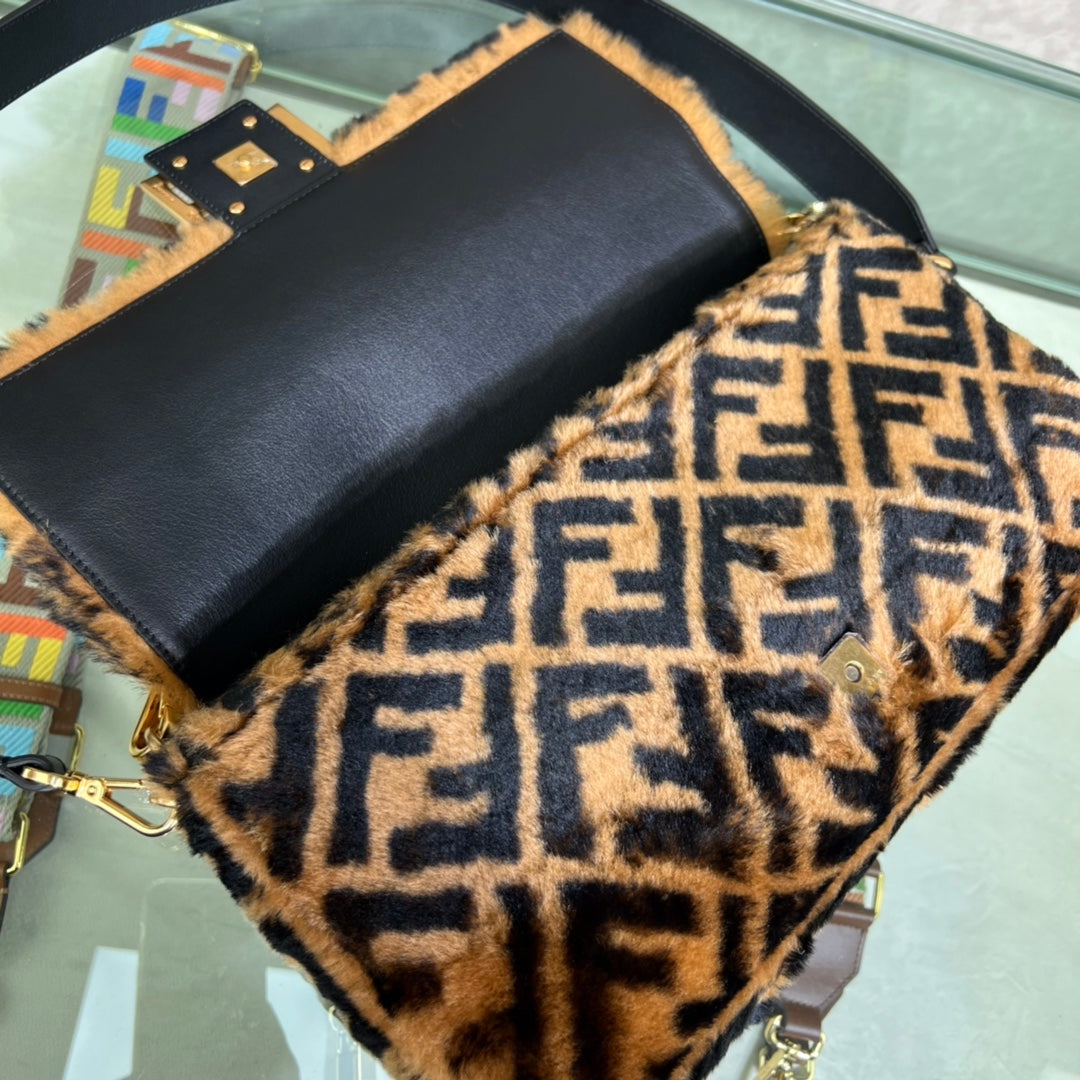 Luxe Touch Bags -  Bag - FED - 309