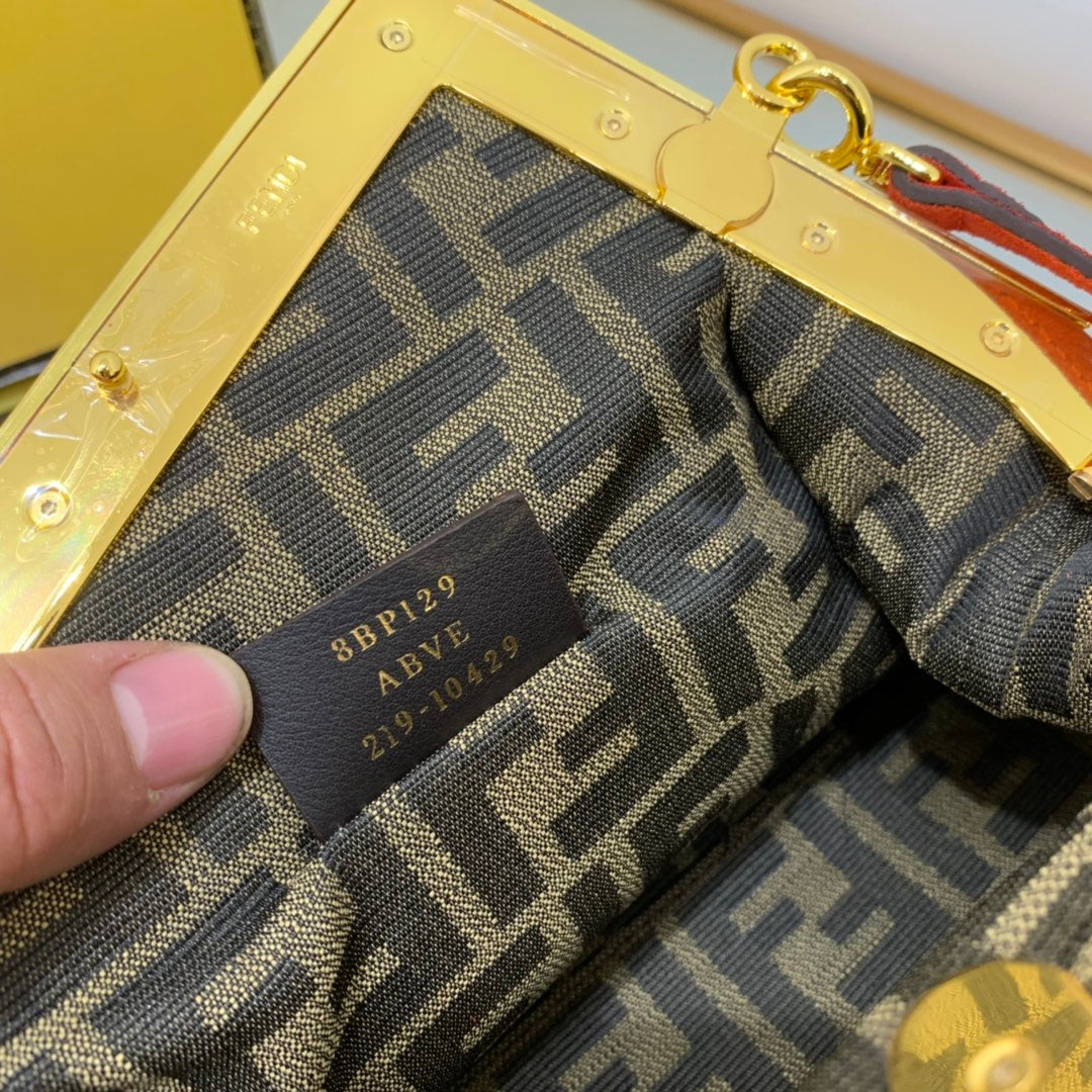 Luxe Touch -  Bag - FED - 275