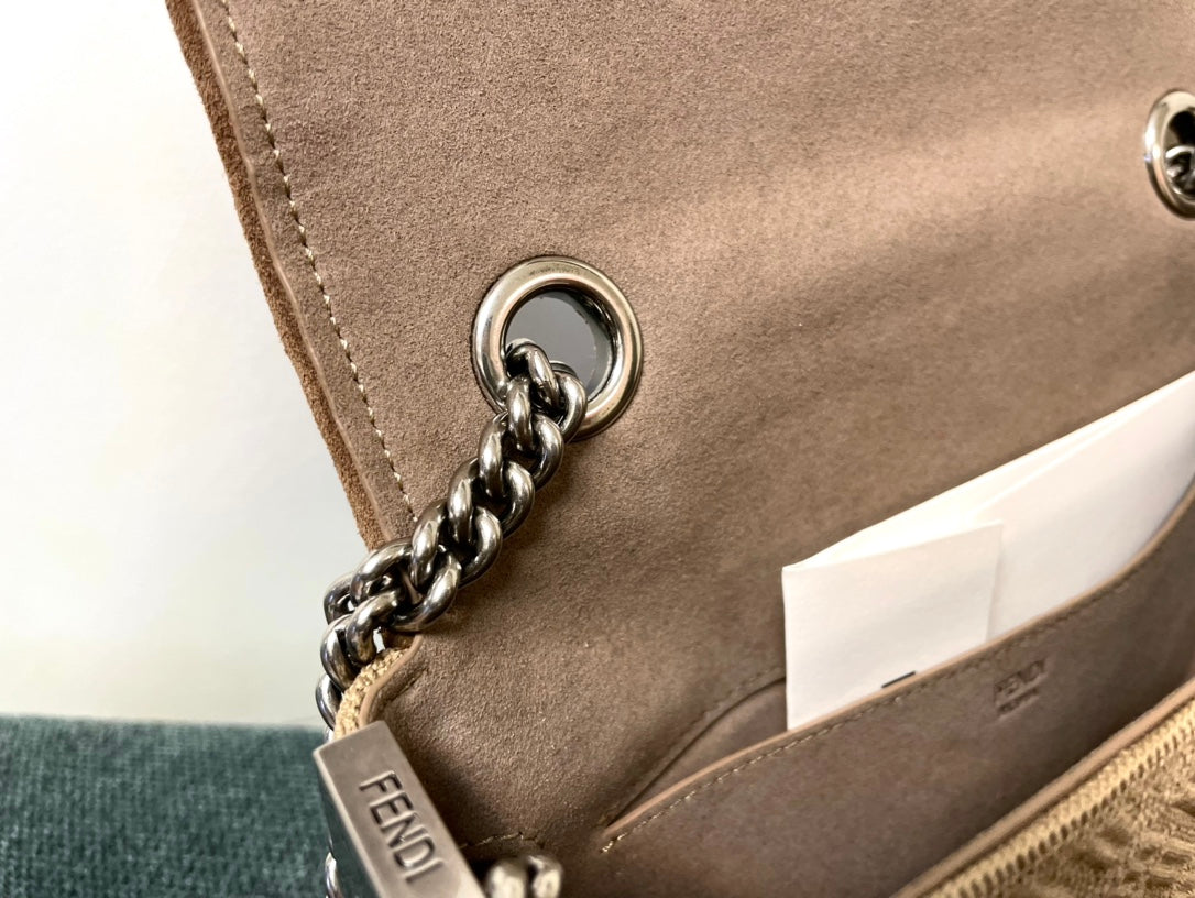 Luxe Touch -  Bag - FED - 283