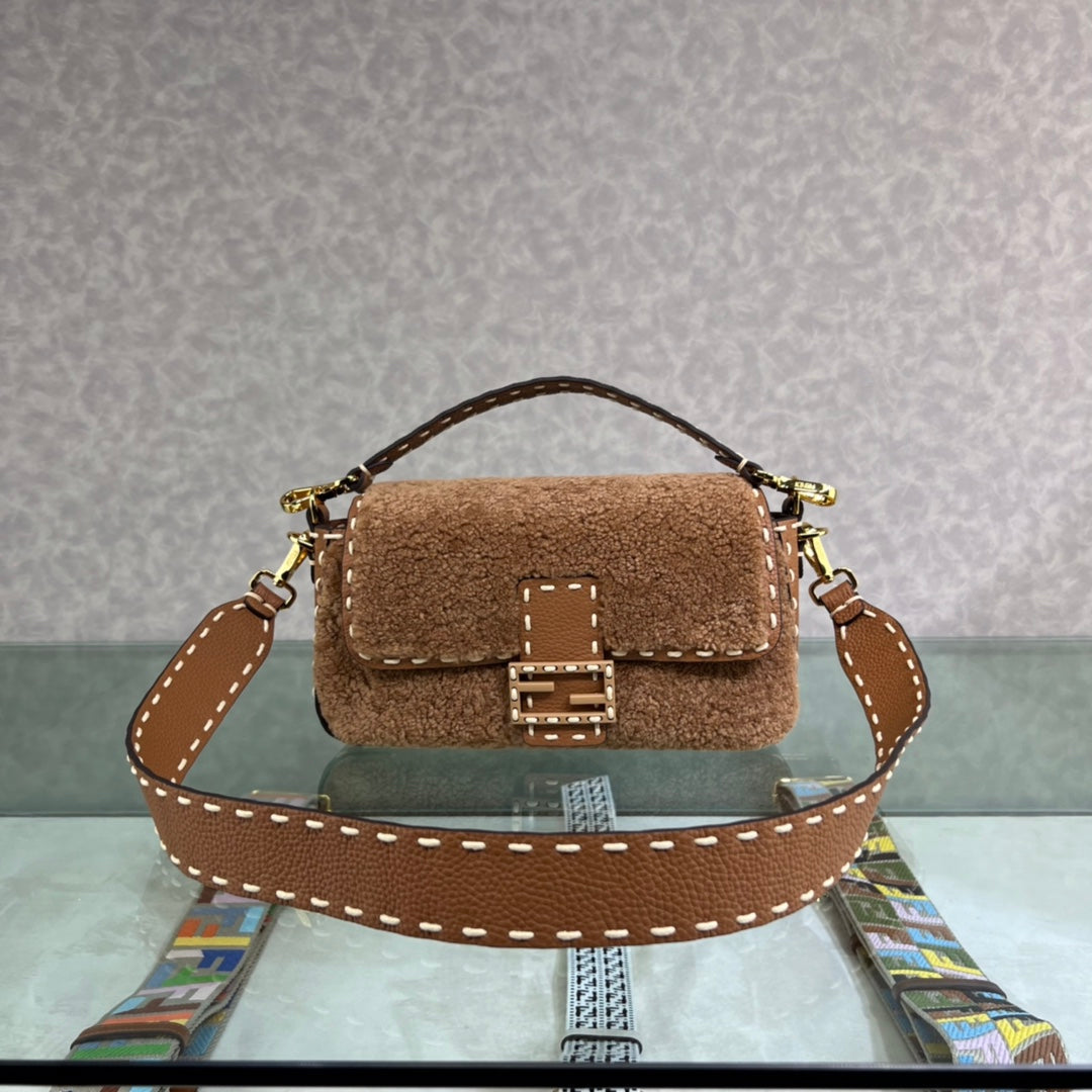 Luxe Touch -  Bag - FED - 270