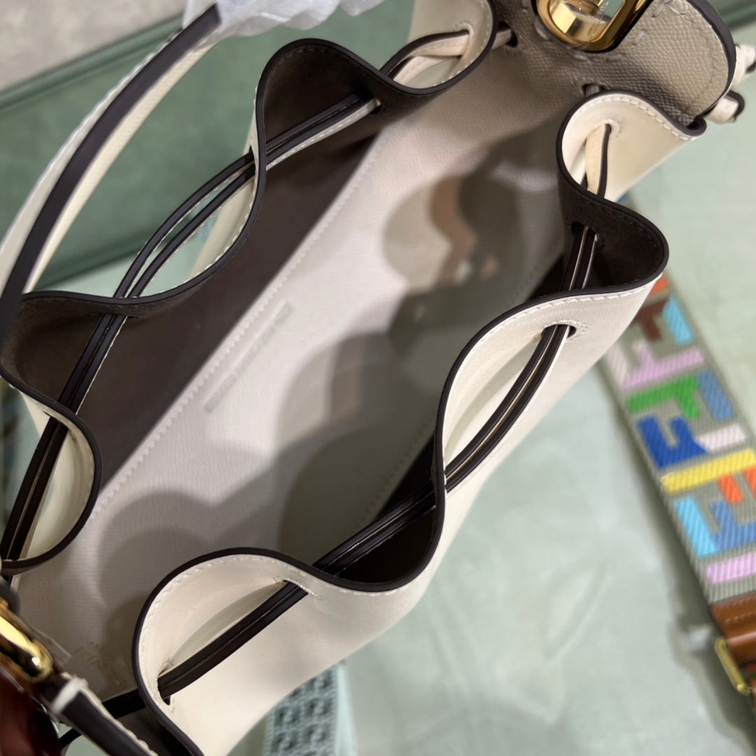 Luxe Touch -  Bag - FED - 266