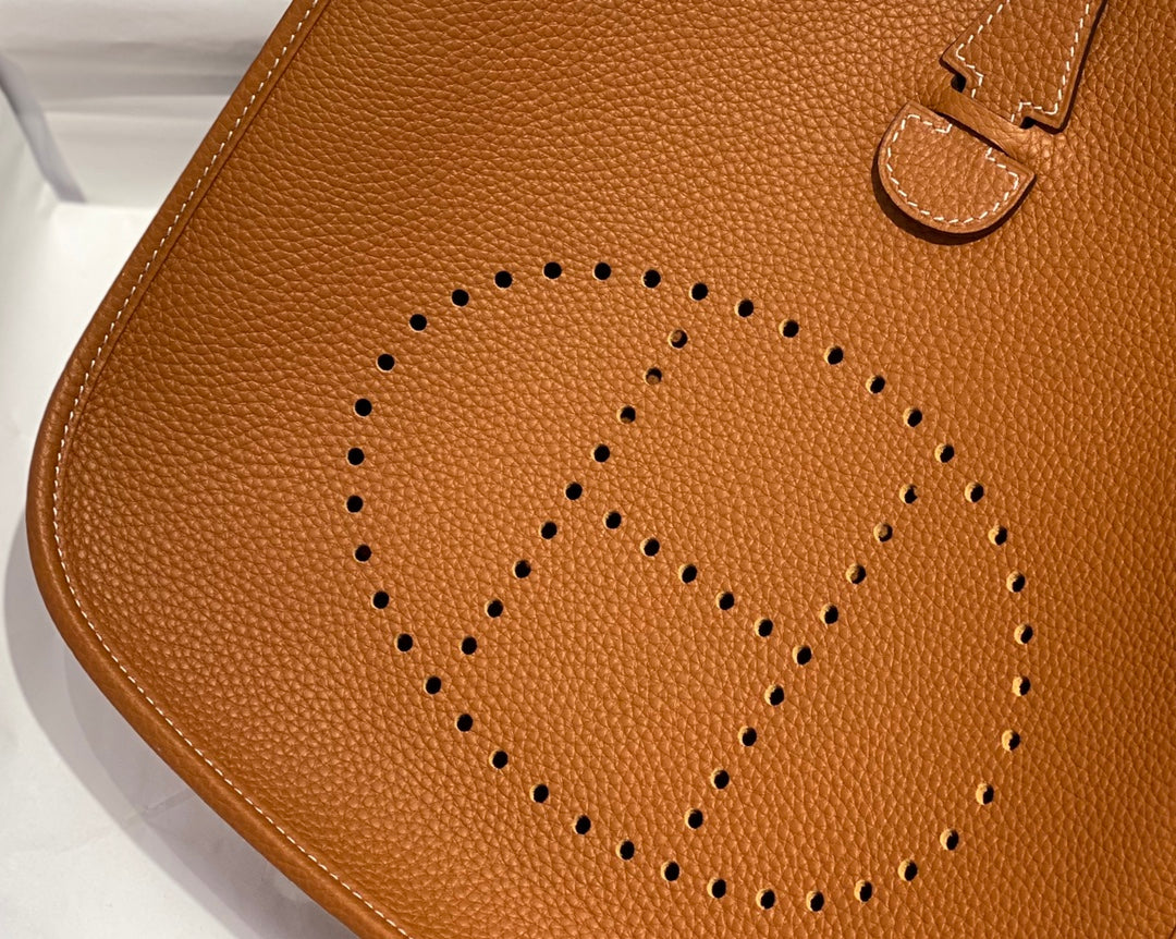 Luxe Touch- Fashion New Arrival Bag - HMS - 011
