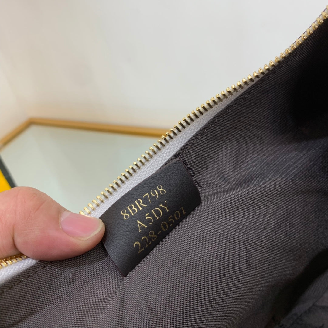 Luxe Touch -  Bag - FED - 256