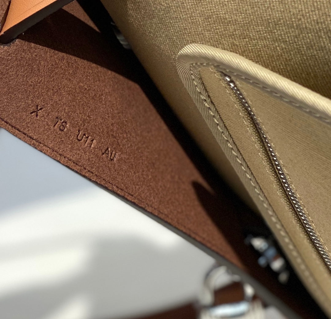 Luxe Touch- Fashion New Arrival Bag - HMS - 008