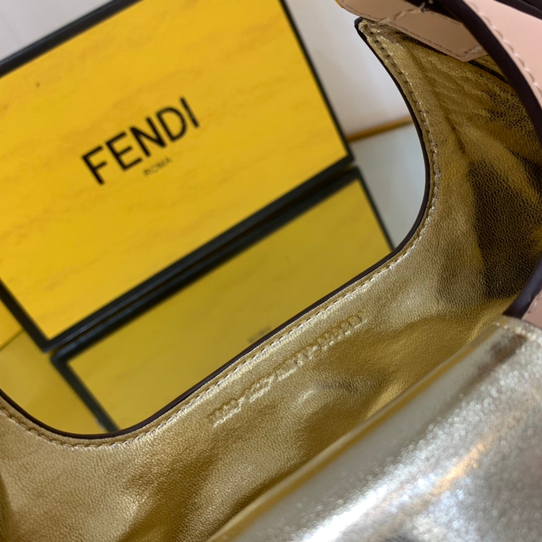 Luxe Touch -  Bag - FED - 243