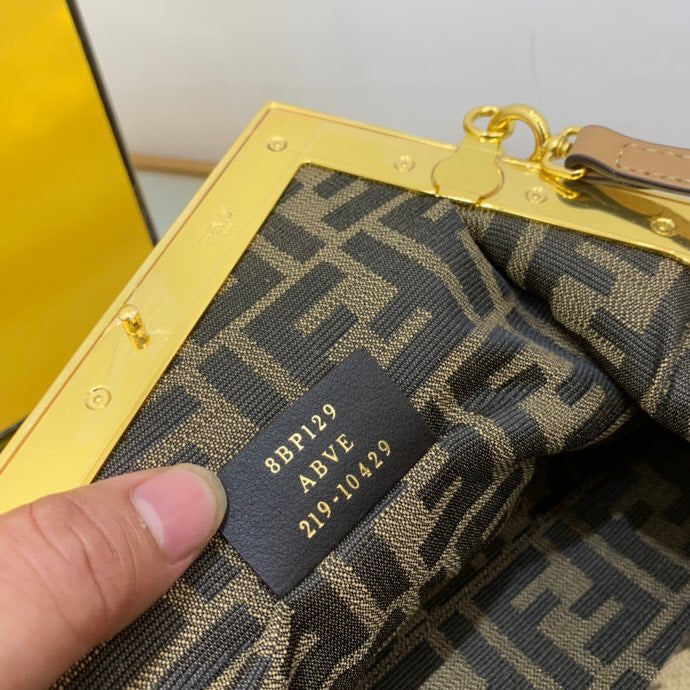 Luxe Touch -  Bag - FED - 232