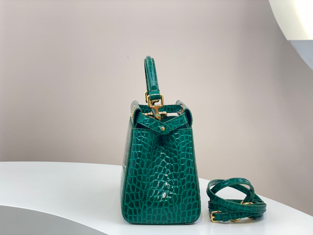 Luxe Touch -  Bag - FED - 197