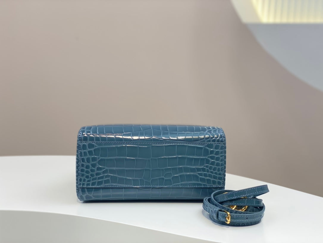 Luxe Touch Bags -  Bag - FED - 196
