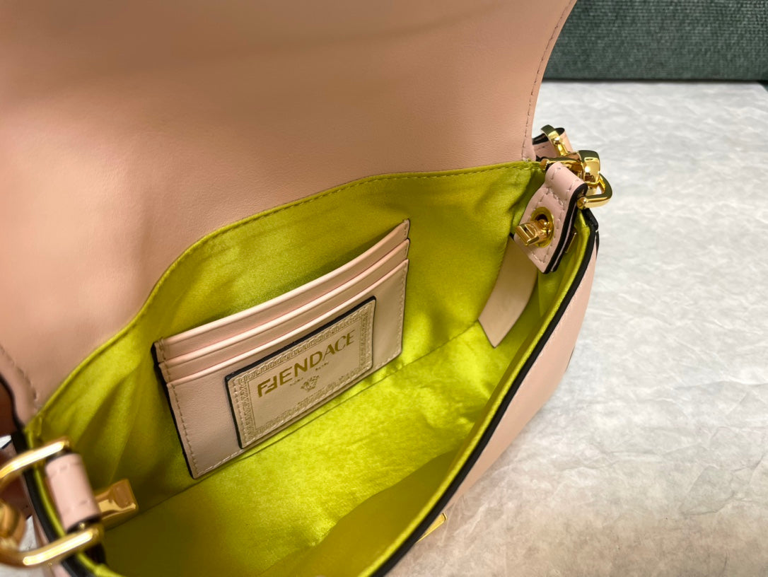 Luxe Touch -  Bag - FED - 187