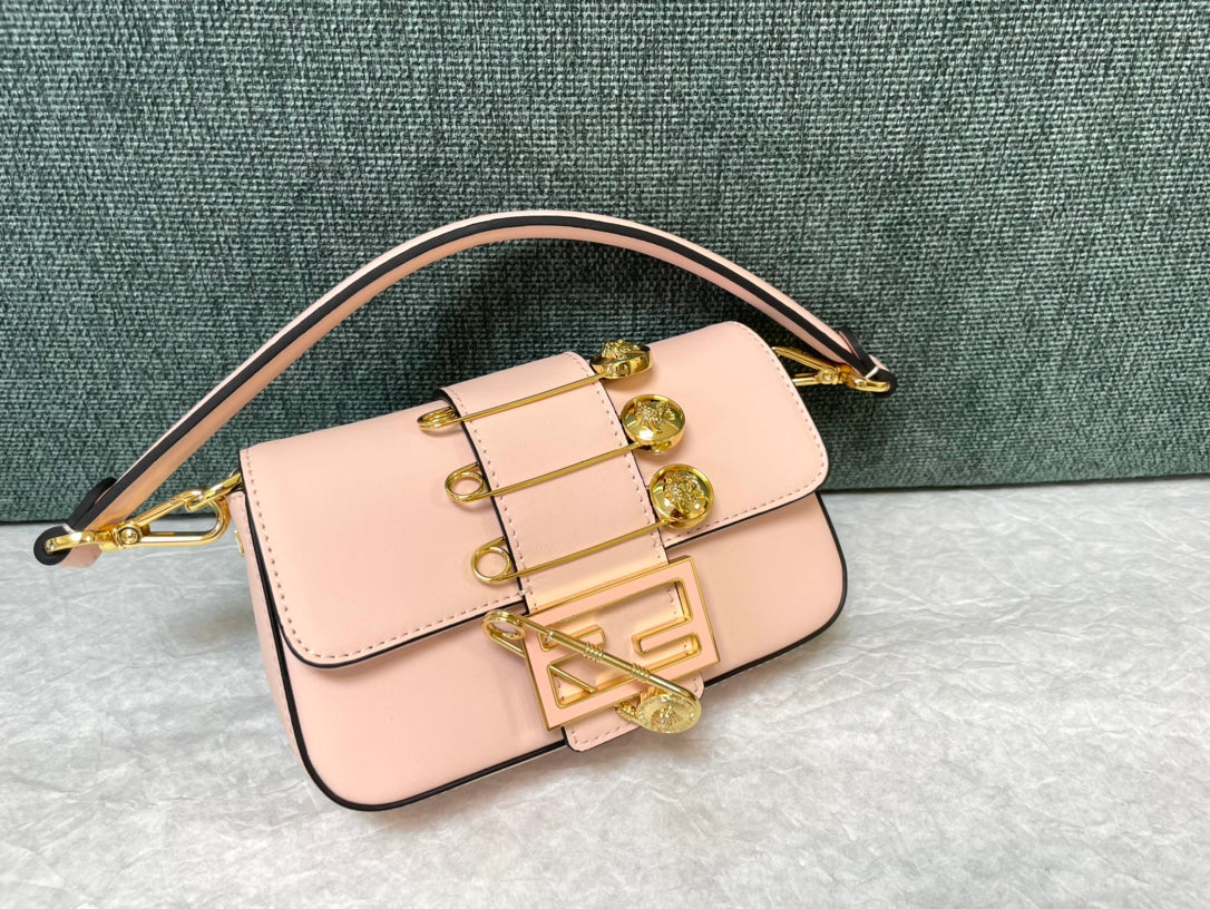 Luxe Touch -  Bag - FED - 187