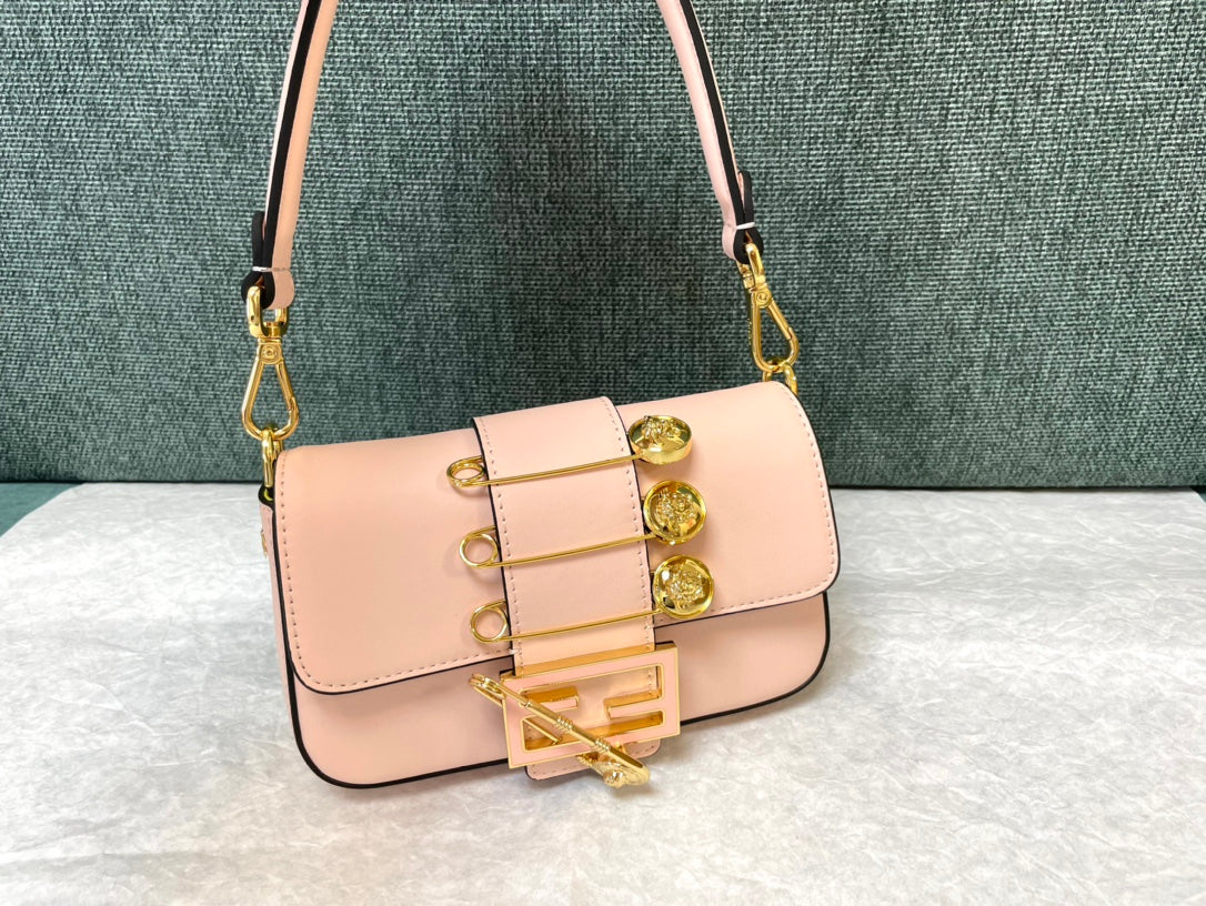 Luxe Touch -  Bag - FED - 187