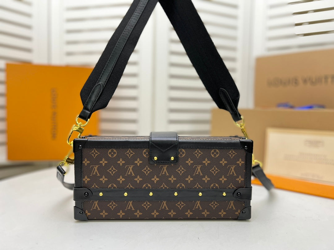 Luxe Touch Bags