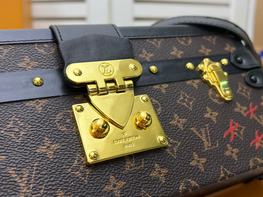Luxe Touch Bags