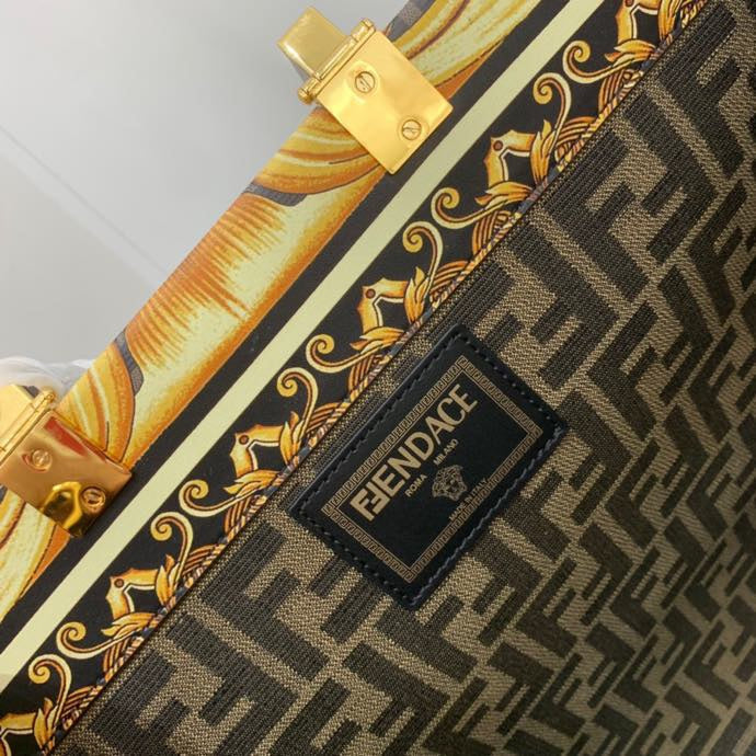 Luxe Touch -  Bag - FED - 229