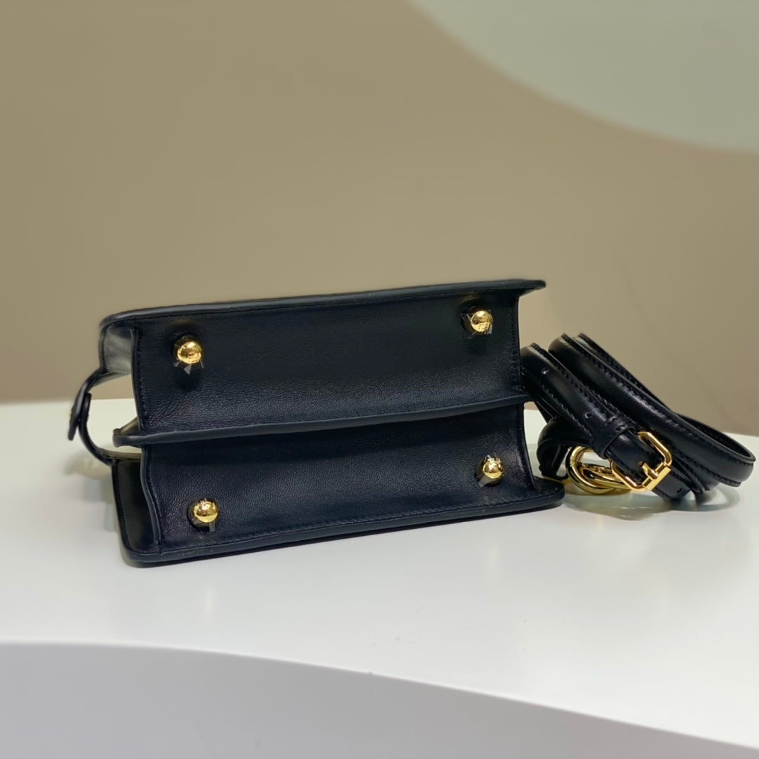 Luxe Touch -  Bag - FED - 208