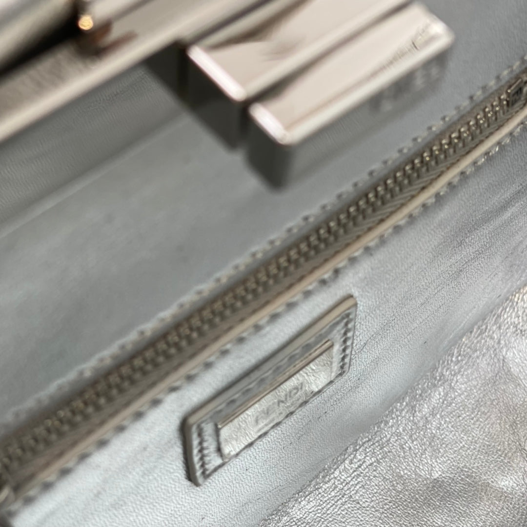 Luxe Touch -  Bag - FED - 202