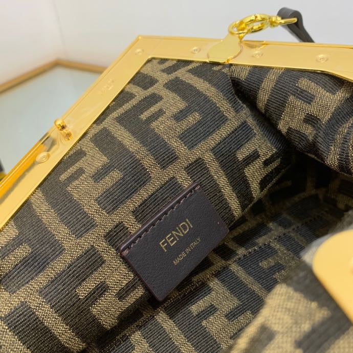Luxe Touch -  Bag - FED - 220