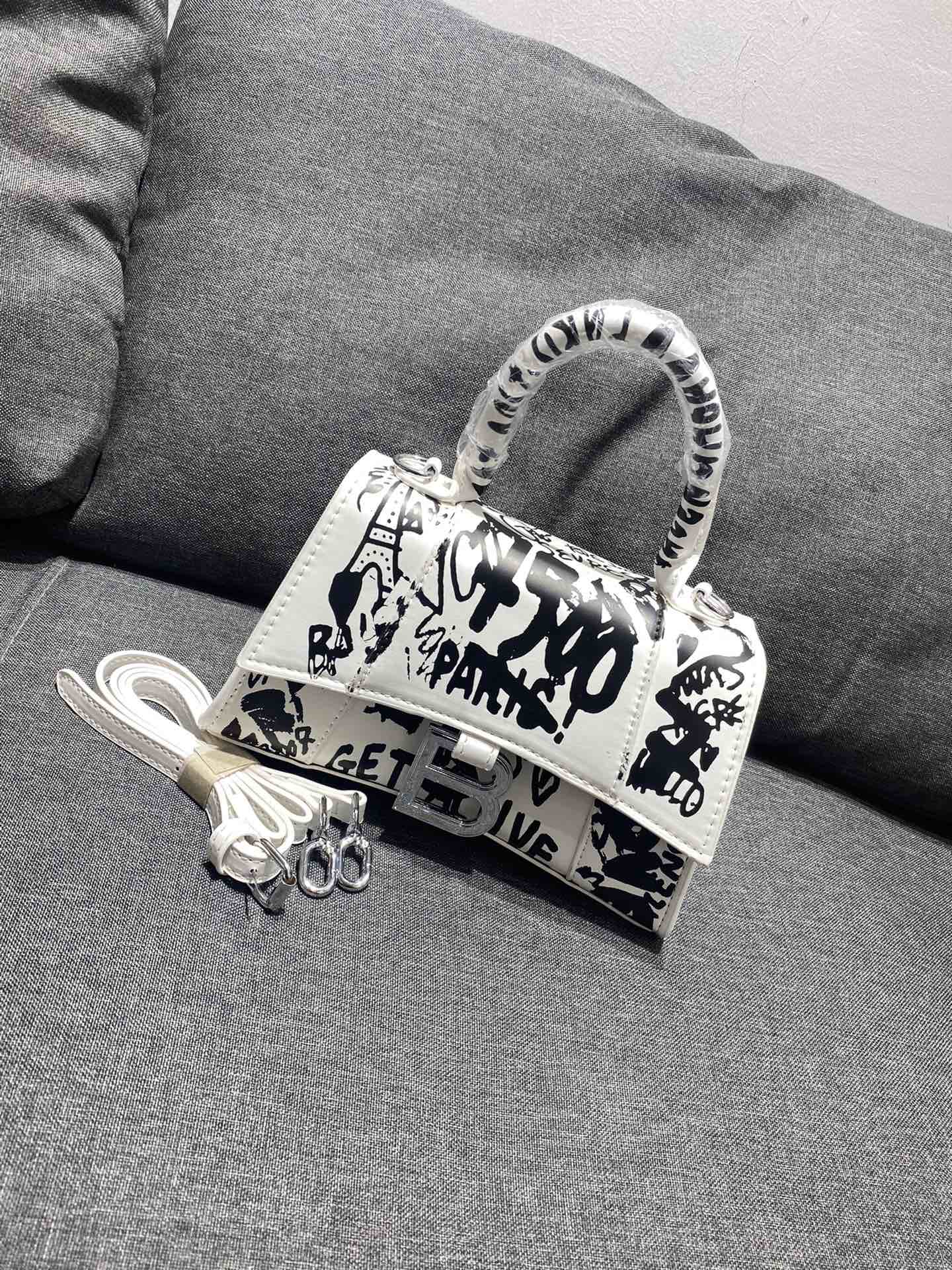 Luxe Touch Bags