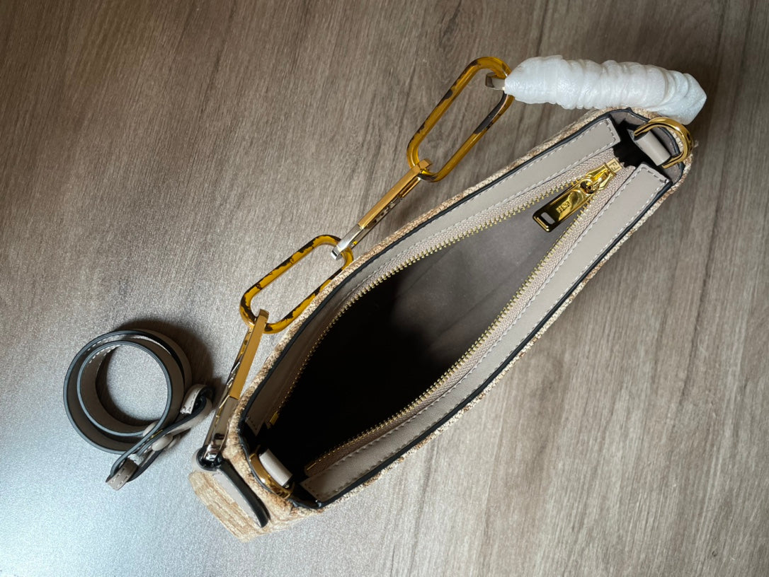 Luxe Touch -  Bag - FED - 189