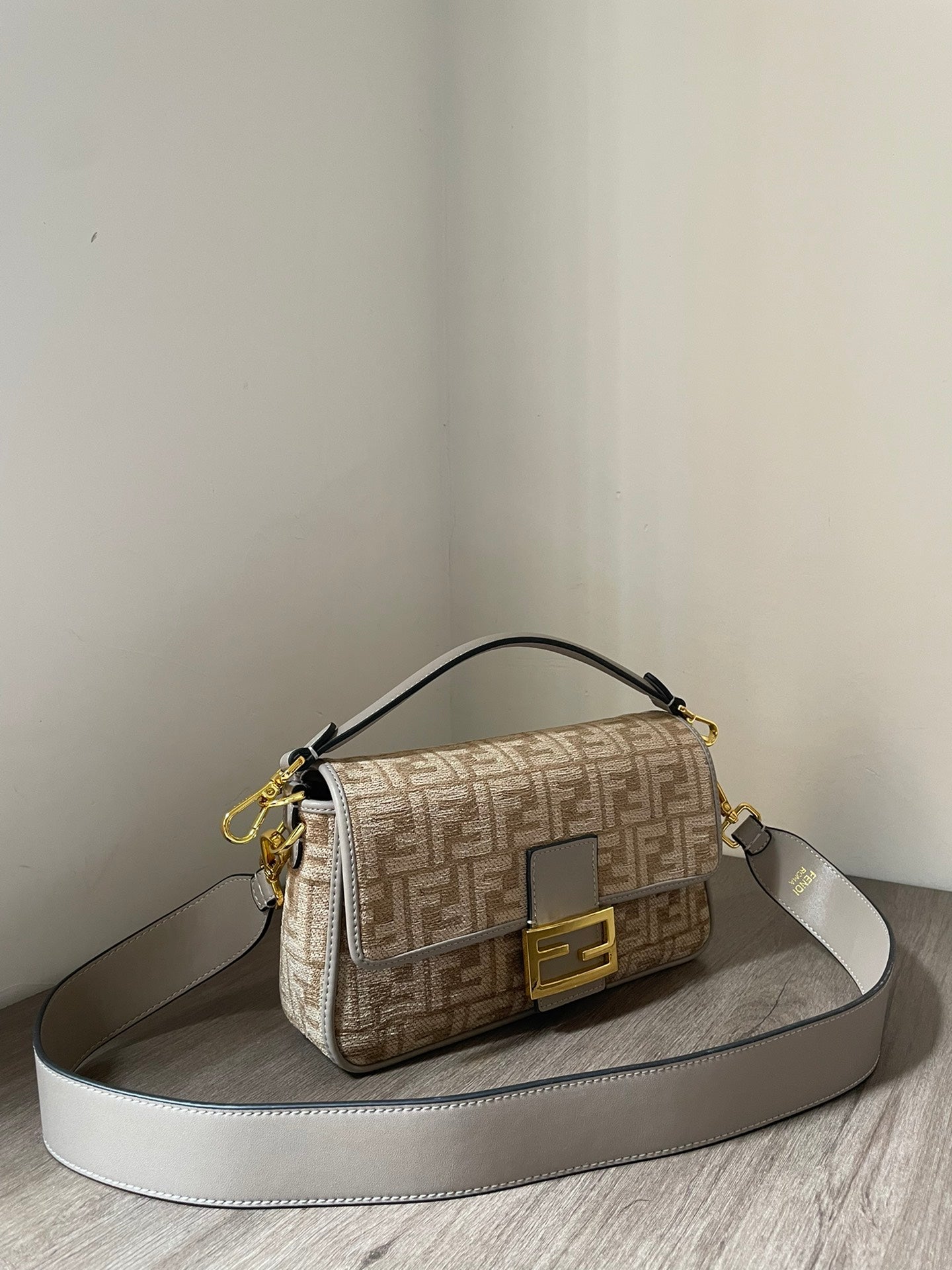 Luxe Touch -  Bag - FED - 166