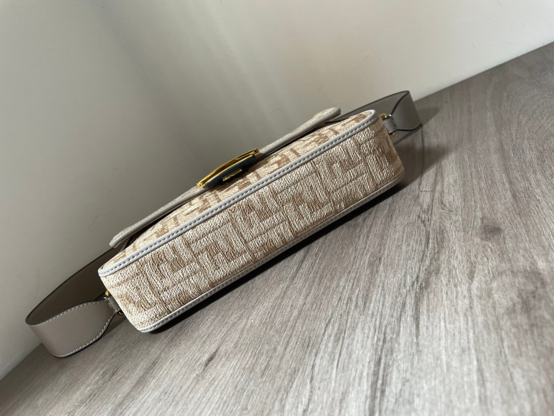 Luxe Touch -  Bag - FED - 166