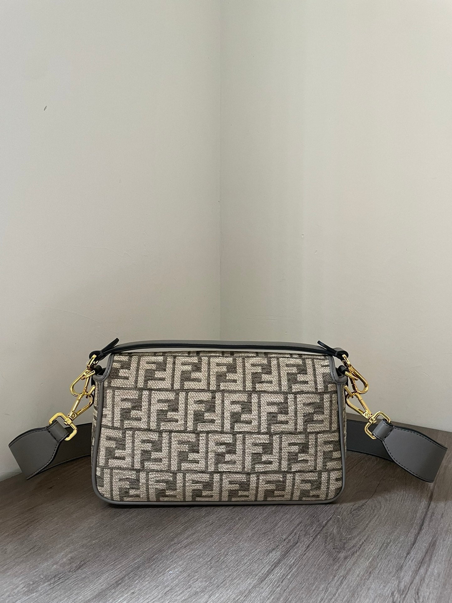 Luxe Touch -  Bag - FED - 165