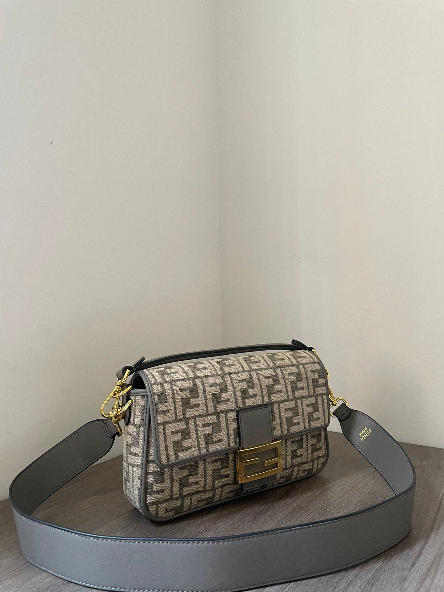 Luxe Touch -  Bag - FED - 165
