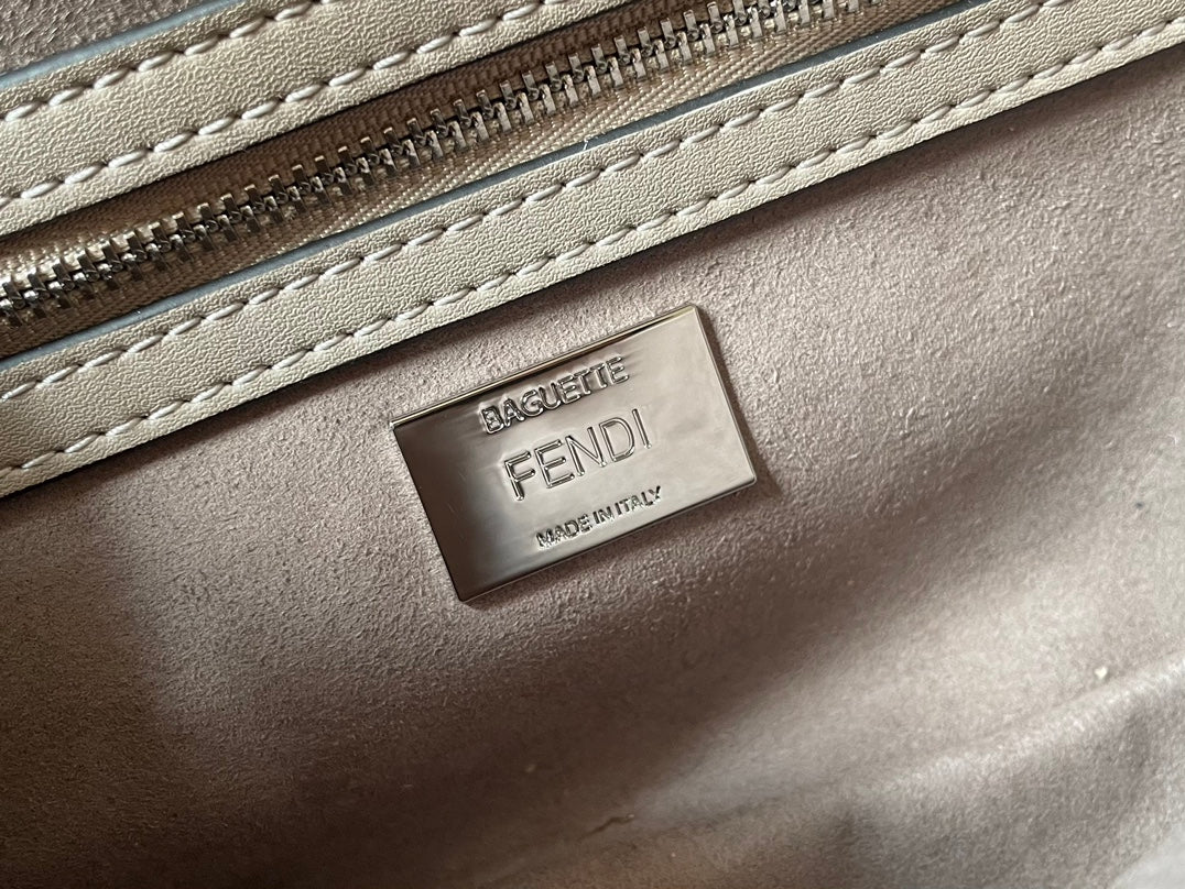 Luxe Touch -  Bag - FED - 164