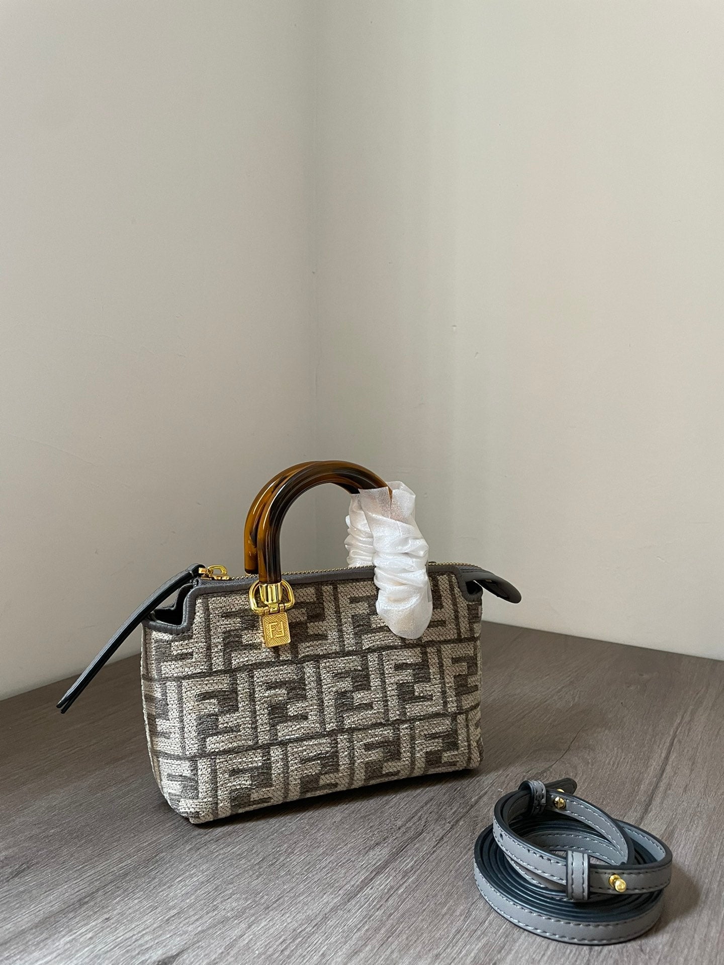 Luxe Touch -  Bag - FED - 100