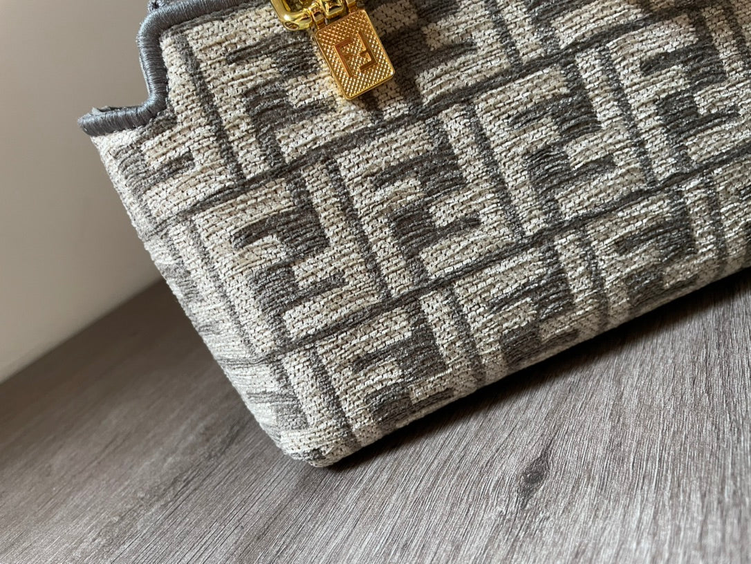 Luxe Touch -  Bag - FED - 100