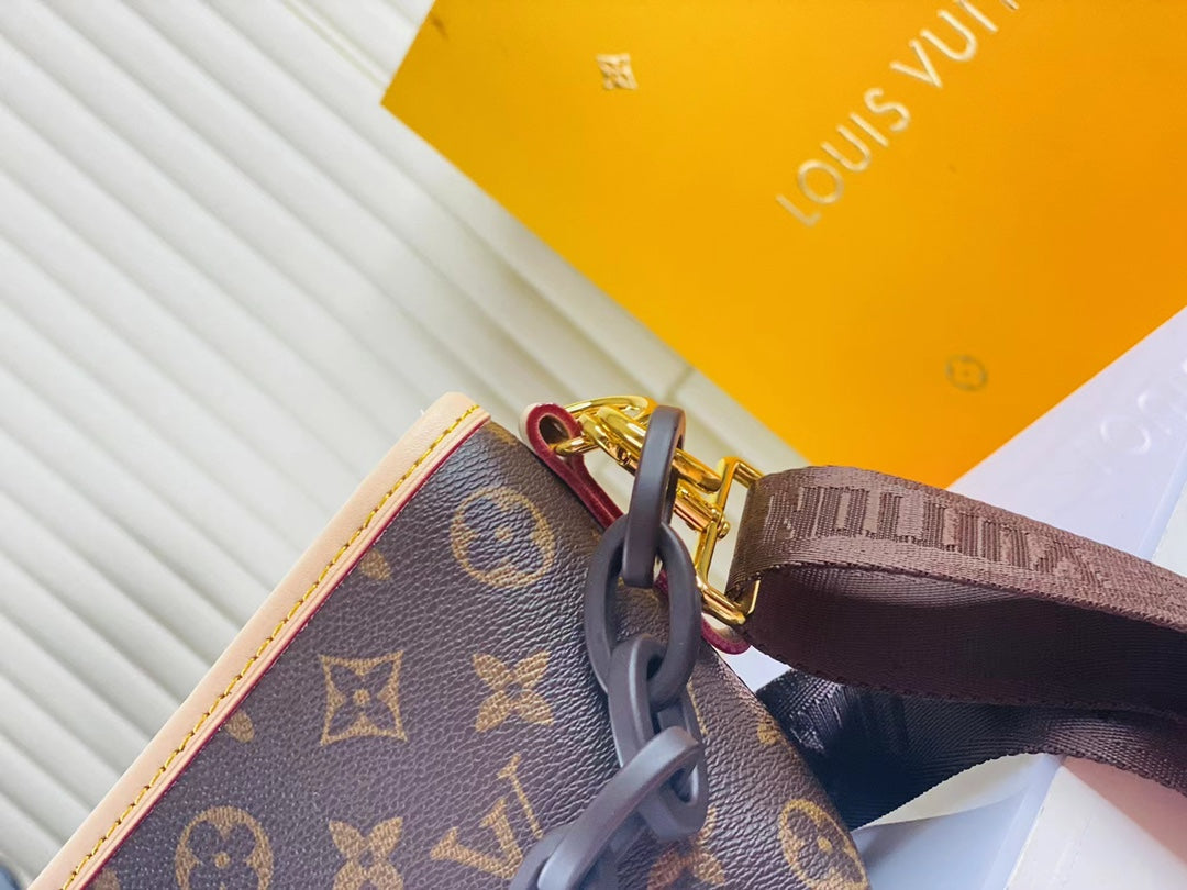 Luxe Touch Bags
