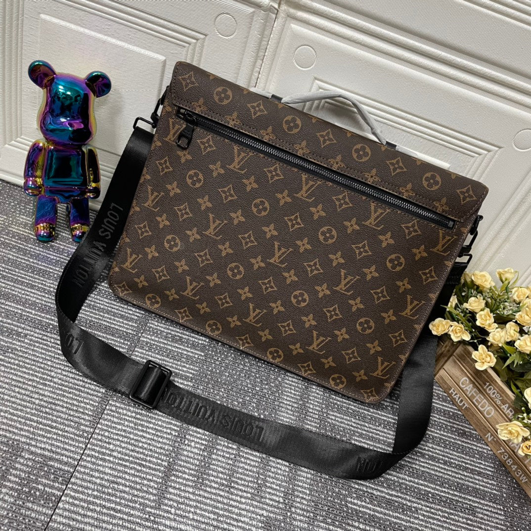 Elite Carryalls
