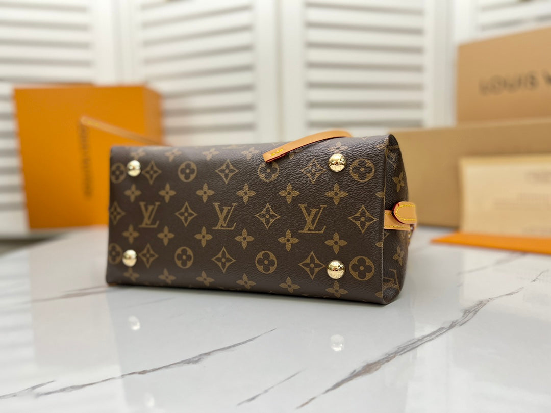Luxe Touch Bags