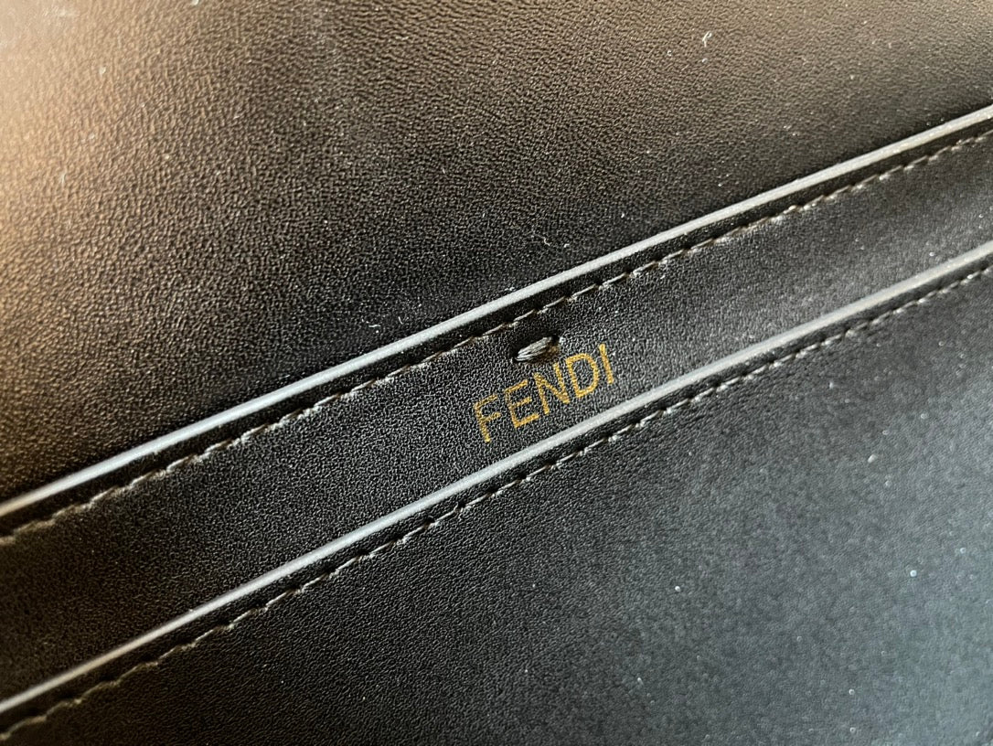 Luxe Touch -  Bag - FED - 131