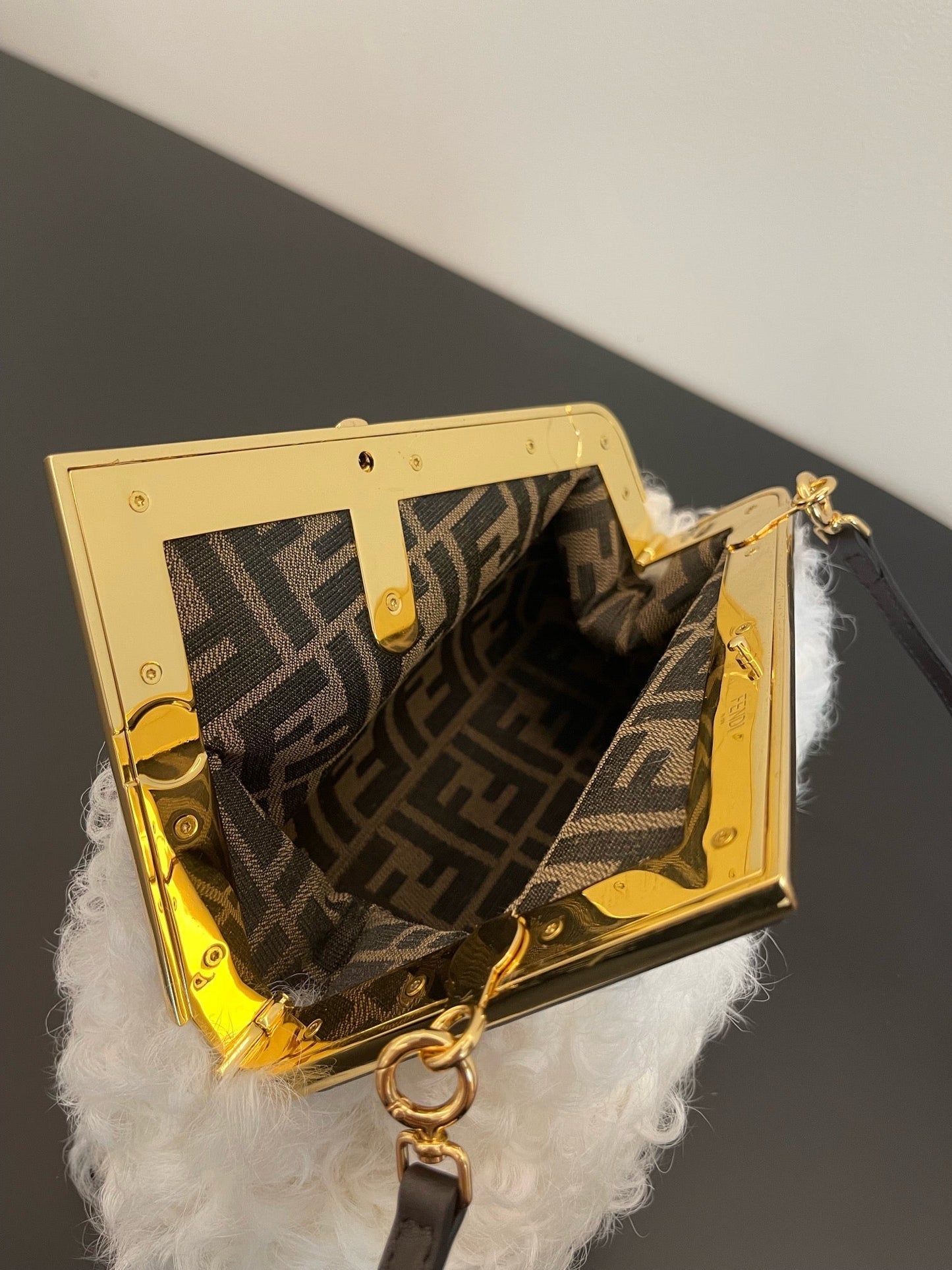 Luxe Touch -  Bag - FED - 112