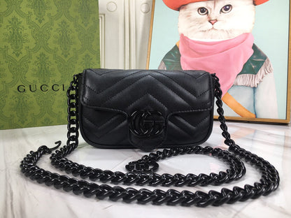 Elite Carryalls