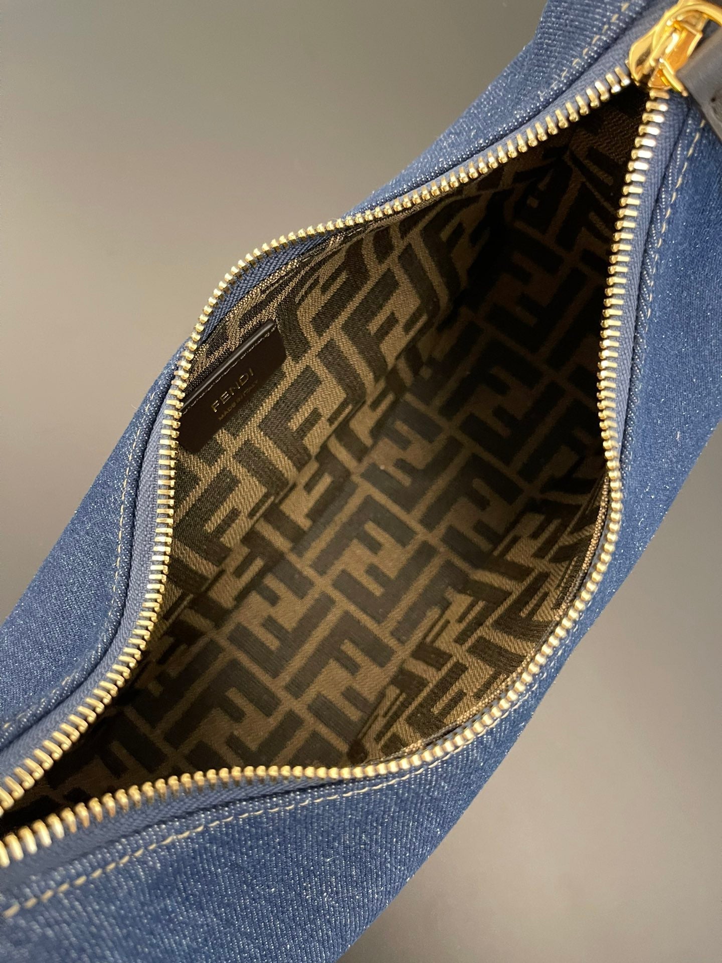Luxe Touch -  Bag - FED - 117