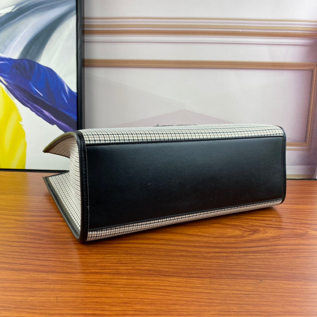 Luxe Touch Bags