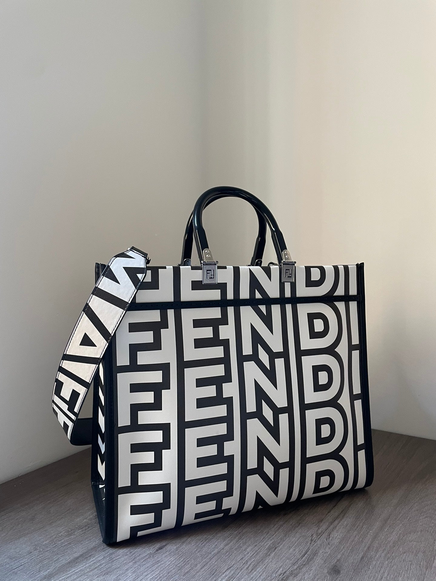 Luxe Touch -  Bag - FED - 087