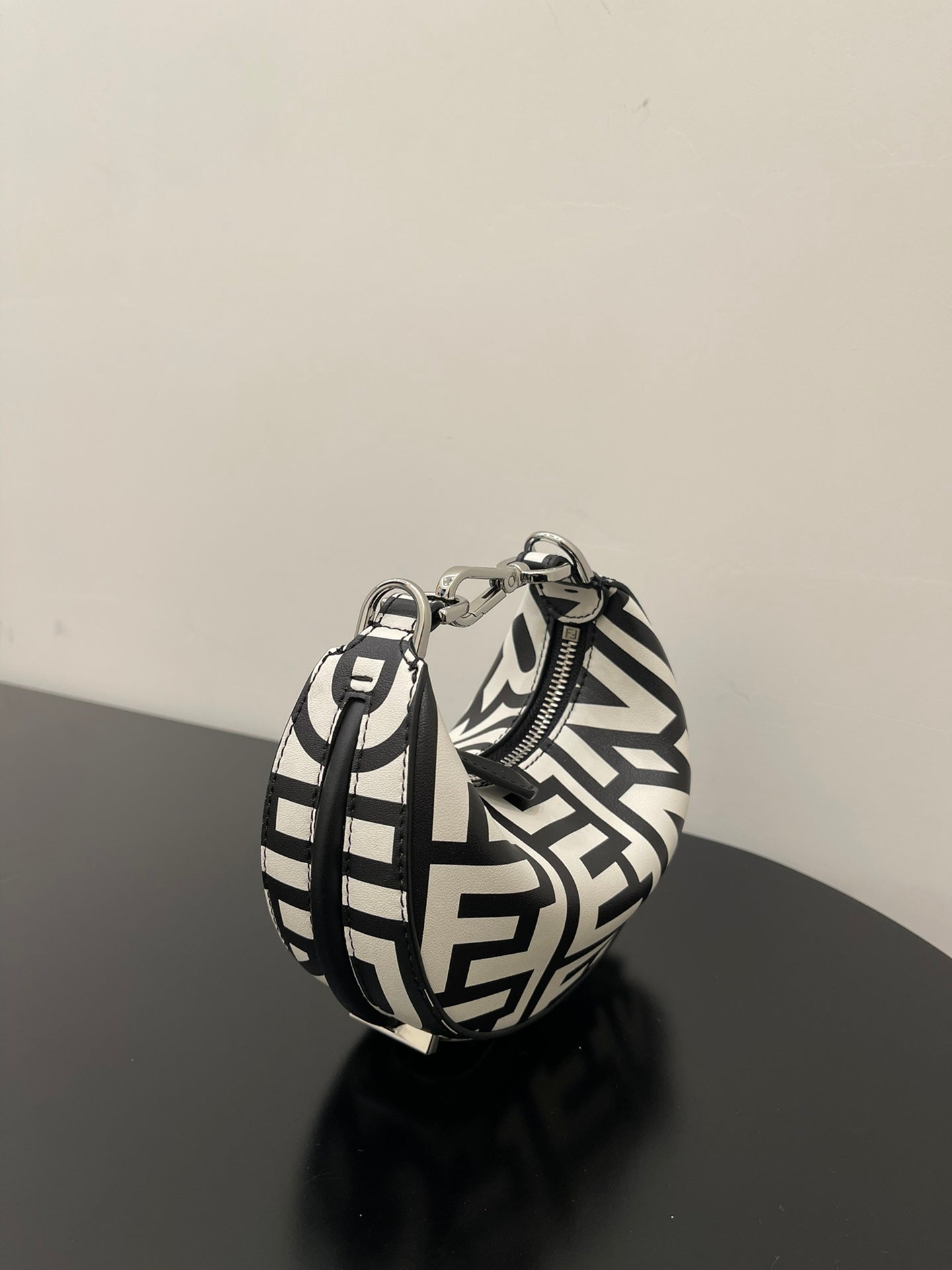 Luxe Touch Bags -  Bag - FED - 084