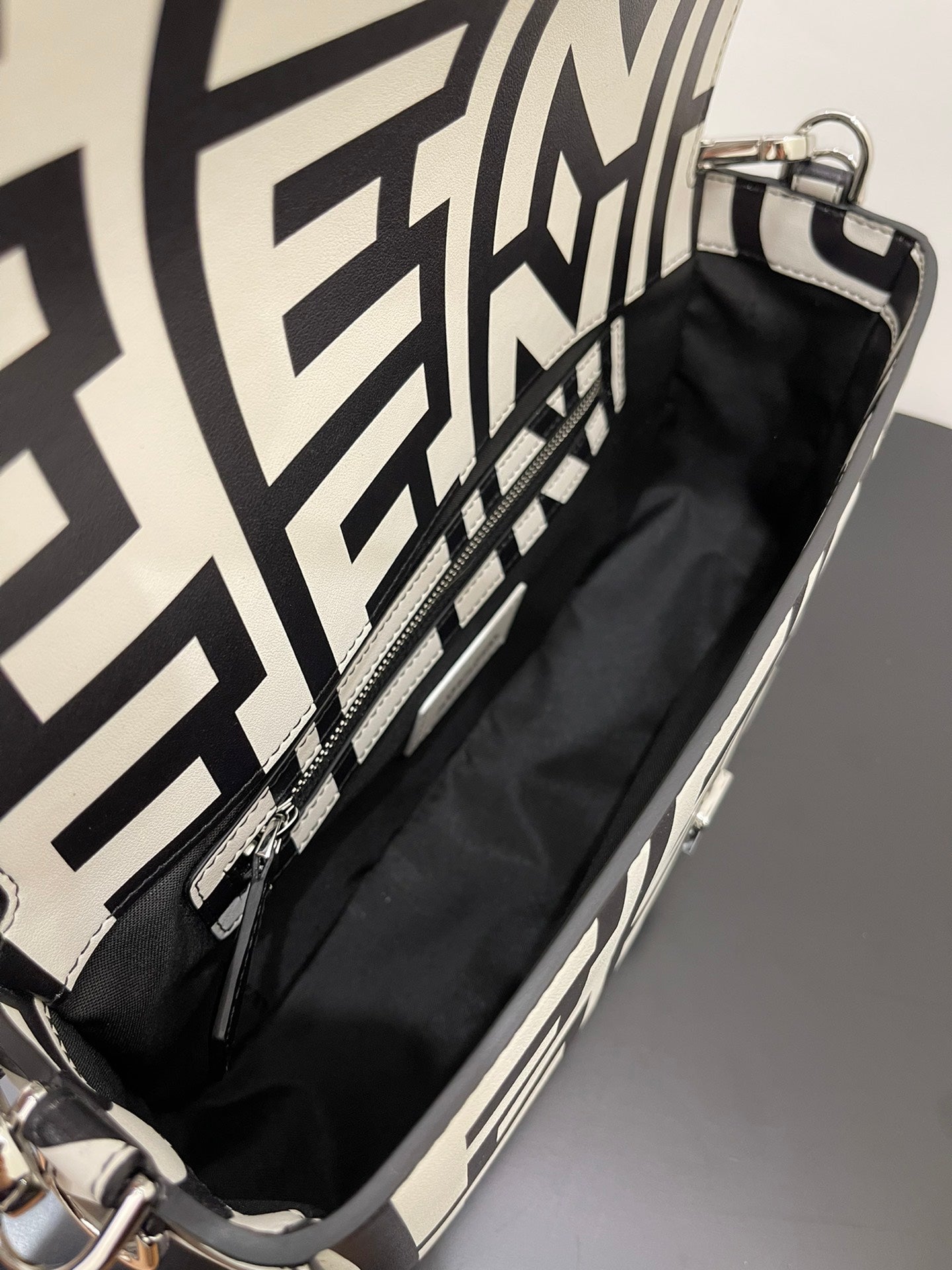 LTB -  Bag - FED - 082