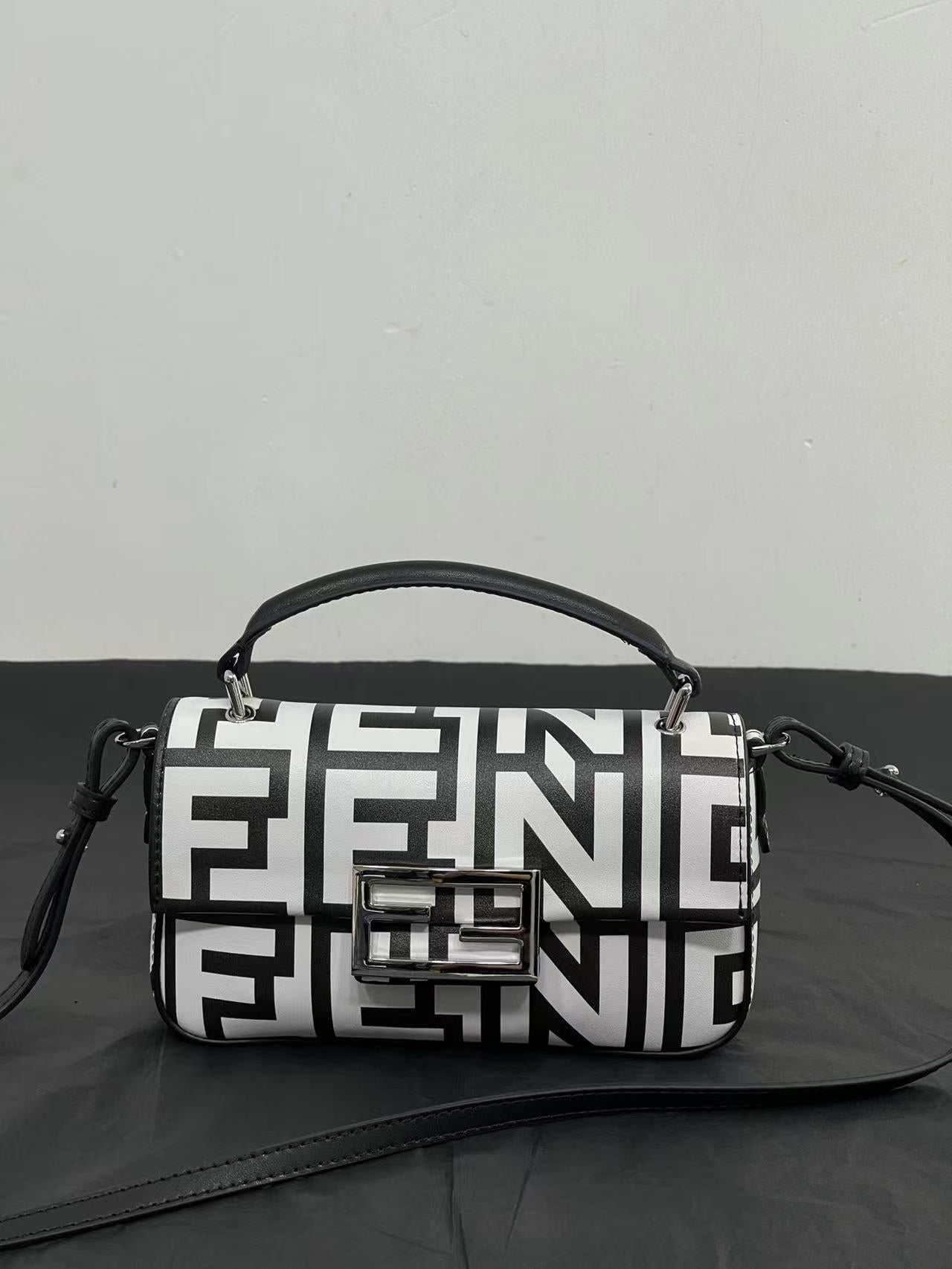 LTB -  Bag - FED - 085